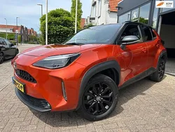 Oranje Gebruikt 2023 Toyota Yaris Cross Business Edition SUV | € 27.950 (Eerlijke prijs)