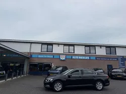 Zwart, metallic lak Gebruikt 2016 VW Passat Sedan | € 12.950 (Eerlijke prijs)