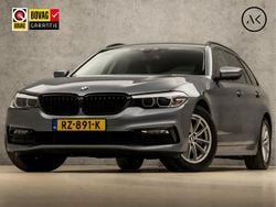 Grijs Gebruikt 2018 BMW 520 Executive Stationwagen | € 18.445 (Super prijs)