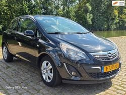 Zwart Gebruikt 2014 Opel Corsa Hatchback | € 5.999 (Eerlijke prijs)