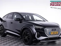 Zwart Gebruikt 2022 Audi Q4 Sportback e-tron Basis SUV | € 36.990 (Super prijs)