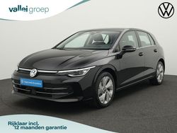 Zwart Gebruikt 2024 VW Golf VIII Style Hatchback | € 37.900 (Duur)