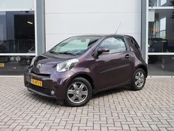 Paars Gebruikt 2010 Toyota iQ Hatchback | € 5.950 (Iets duurder)