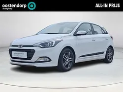 Wit Gebruikt 2017 Hyundai i20 Comfort Hatchback | € 11.850 (Eerlijke prijs)