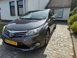 Grijs Gebruikt 2013 Toyota Avensis Stationwagen | € 7.400 (Goede deal)