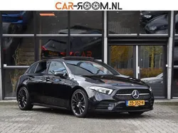 Zwart Gebruikt 2018 Mercedes A200 Premium Plus Hatchback | € 24.250 (Eerlijke prijs)