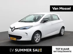 Wit Gebruikt 2019 Renault Zoe Life Hatchback | € 9.940 (Eerlijke prijs)