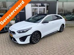 Wit Gebruikt 2023 Kia ProCeed GT-Line Hatchback | € 34.945 (Iets duurder)