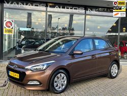 Bruin Gebruikt 2016 Hyundai i20 Hatchback | € 8.499 (Eerlijke prijs)