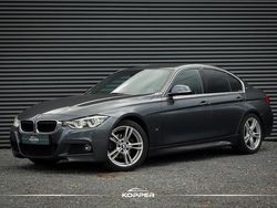 Grijs Gebruikt 2016 BMW 330e Executive Sedan | € 15.950 (Eerlijke prijs)