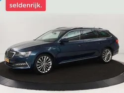 Blauw, metallic lak Gebruikt 2021 Skoda Superb LAURIN & KLEMENT Stationwagen | € 23.700 (Eerlijke prijs)