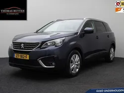 Blauw Gebruikt 2018 Peugeot 5008 Premium MPV | € 17.950