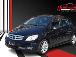 Zwart Gebruikt 2005 Mercedes B200 MPV | € 6.440 (Eerlijke prijs)