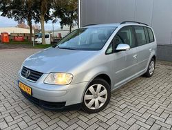 Grijs Gebruikt 2005 VW Touran MPV | € 2.499 (Iets duurder)