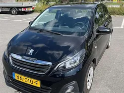 Zwart Gebruikt 2017 Peugeot 108 Active Hatchback | € 5.250 (Goede deal)