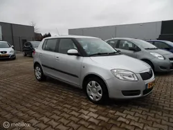 Grijs Gebruikt 2009 Skoda Fabia Hatchback | € 3.489 (Eerlijke prijs)