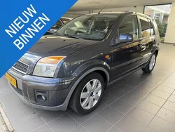 Grijs Gebruikt 2010 Ford Fusion Futura MPV | € 5.799 (Iets duurder)