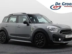 Grijs, metallic lak Gebruikt 2018 Mini Cooper S Countryman Chili SUV | € 23.950 (Eerlijke prijs)