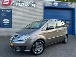 Grijs Gebruikt 2010 Lancia Musa S MPV | € 3.950 (Eerlijke prijs)