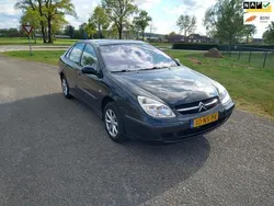 Grijs Gebruikt 2004 Citroën C5 Hatchback | € 950 (Goede deal)