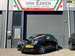 Zwart Gebruikt 2015 Alfa Romeo Giulietta Sprint Hatchback | € 11.450 (Eerlijke prijs)