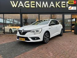 Wit (metallic) Gebruikt 2018 Renault Mégane IV LIMITED Hatchback | € 10.250 (Eerlijke prijs)