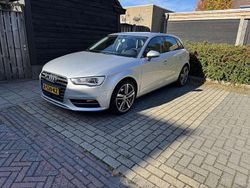 Grijs Gebruikt 2014 Audi A3 Hatchback | € 14.950 (Goede deal)