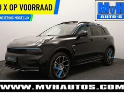Zwart Gebruikt 2023 Lynk & Co 01 SUV | € 30.099 (Eerlijke prijs)