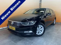 Zwart, metallic lak Gebruikt 2017 VW Passat Comfortline Stationwagen | € 15.900 (Goede deal)