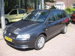 Grijs (metallic) Gebruikt 2003 Fiat Stilo Dynamic Stationwagen | € 4.750