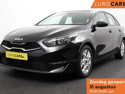 Zwart Gebruikt 2023 Kia Ceed Comfort Hatchback | € 16.740 (Goede deal)