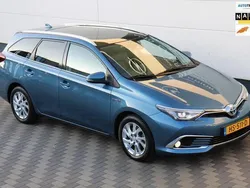 Blauw Gebruikt 2015 Toyota Auris Touring Sports Stationwagen | € 10.945 (Goede deal)