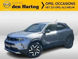 Grijs Gebruikt 2023 Opel Mokka Elegance SUV | € 22.900 (Eerlijke prijs)