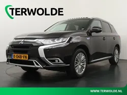Zwart Gebruikt 2021 Mitsubishi Outlander Intense+ SUV | € 27.900 (Eerlijke prijs)