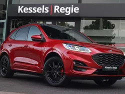 Rood Gebruikt 2022 Ford Kuga ST-Line X SUV | € 28.950 (Iets duurder)
