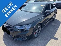 Zwart Gebruikt 2022 Audi A3 Sportback S-Line Hatchback | € 32.750 (Iets duurder)