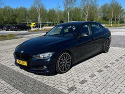 Blauw Gebruikt 2012 BMW 320 Executive Sedan | € 13.500
