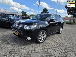 Zwart Gebruikt 2014 Mitsubishi Outlander Instyle SUV | € 11.250 (Eerlijke prijs)