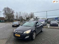Zwart Gebruikt 2011 Opel Astra Edition Stationwagen | € 3.250 (Goede deal)
