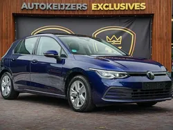 Blauw Gebruikt 2021 VW Golf VIII Style Hatchback | € 21.900 (Super prijs)