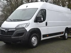 Wit Gebruikt 2023 Opel Movano Van | € 23.900 (Goede deal)