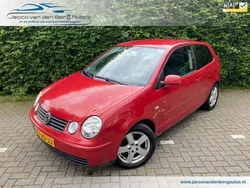Rood Gebruikt 2005 VW Polo Hatchback | € 987 (Goede deal)