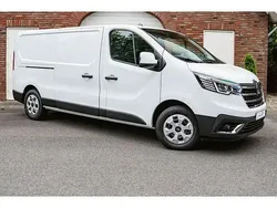 Wit Nieuw 2024 Renault Trafic Van | € 25.800 (Eerlijke prijs)