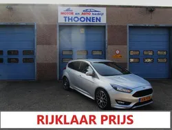 Grijs Gebruikt 2017 Ford Focus ST-Line Hatchback | € 11.750 (Eerlijke prijs)