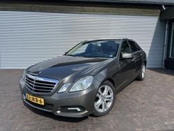Grijs Gebruikt 2009 Mercedes E350 Avantgarde Sedan | € 7.950 (Super prijs)