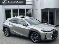 , metallic lak Gebruikt 2024 Lexus UX 250h Luxury Line SUV | € 41.440 (Iets duurder)