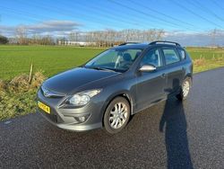 Grijs Gebruikt 2011 Hyundai i30 Stationwagen | € 2.749 (Eerlijke prijs)