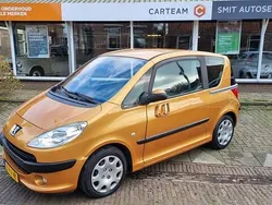 Oranje Gebruikt 2005 Peugeot 1007 Hatchback | € 2.799 (Eerlijke prijs)