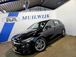 Zwart Gebruikt 2020 Mercedes B180 Business MPV | € 24.950 (Iets duurder)