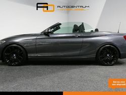 Grijs Gebruikt 2015 BMW 218 Cabriolet | € 17.850 (Duur)